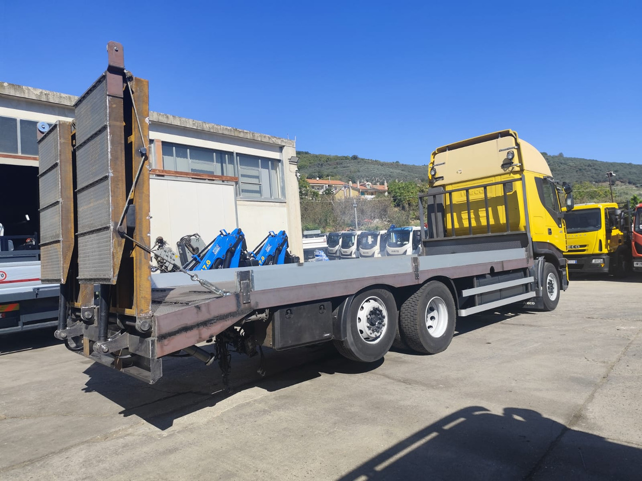 Camion plateau IVECO STRALIS CUBE AD260S42: photos 24