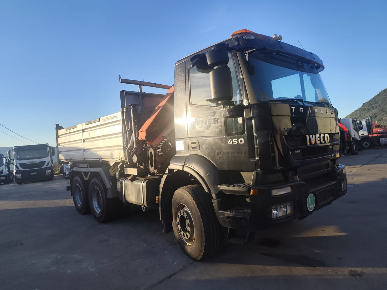 Camion grue IVECO TRAKKER 380T45: photos 1