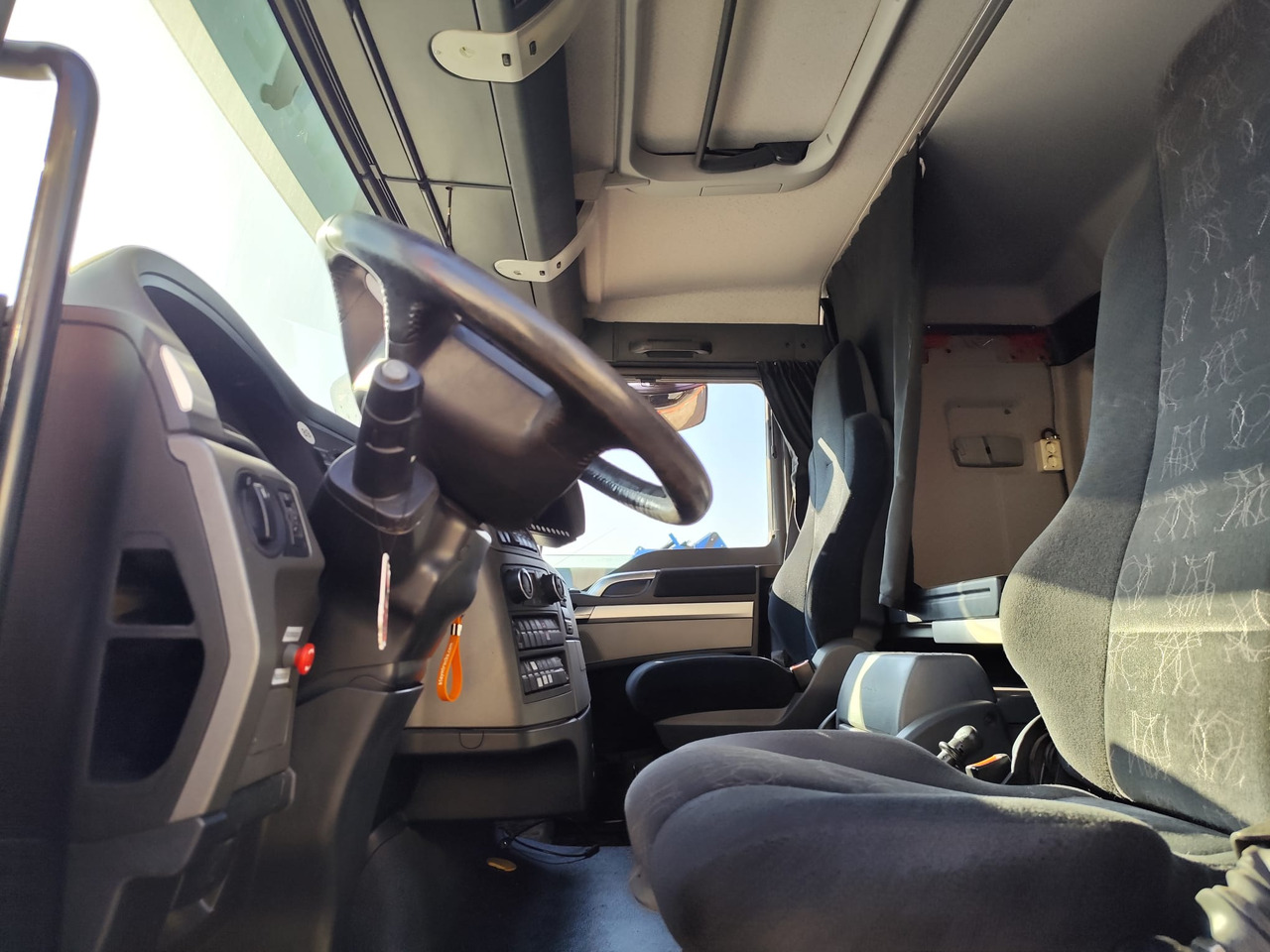 Camion plateau MAN TGS 35.480: photos 14