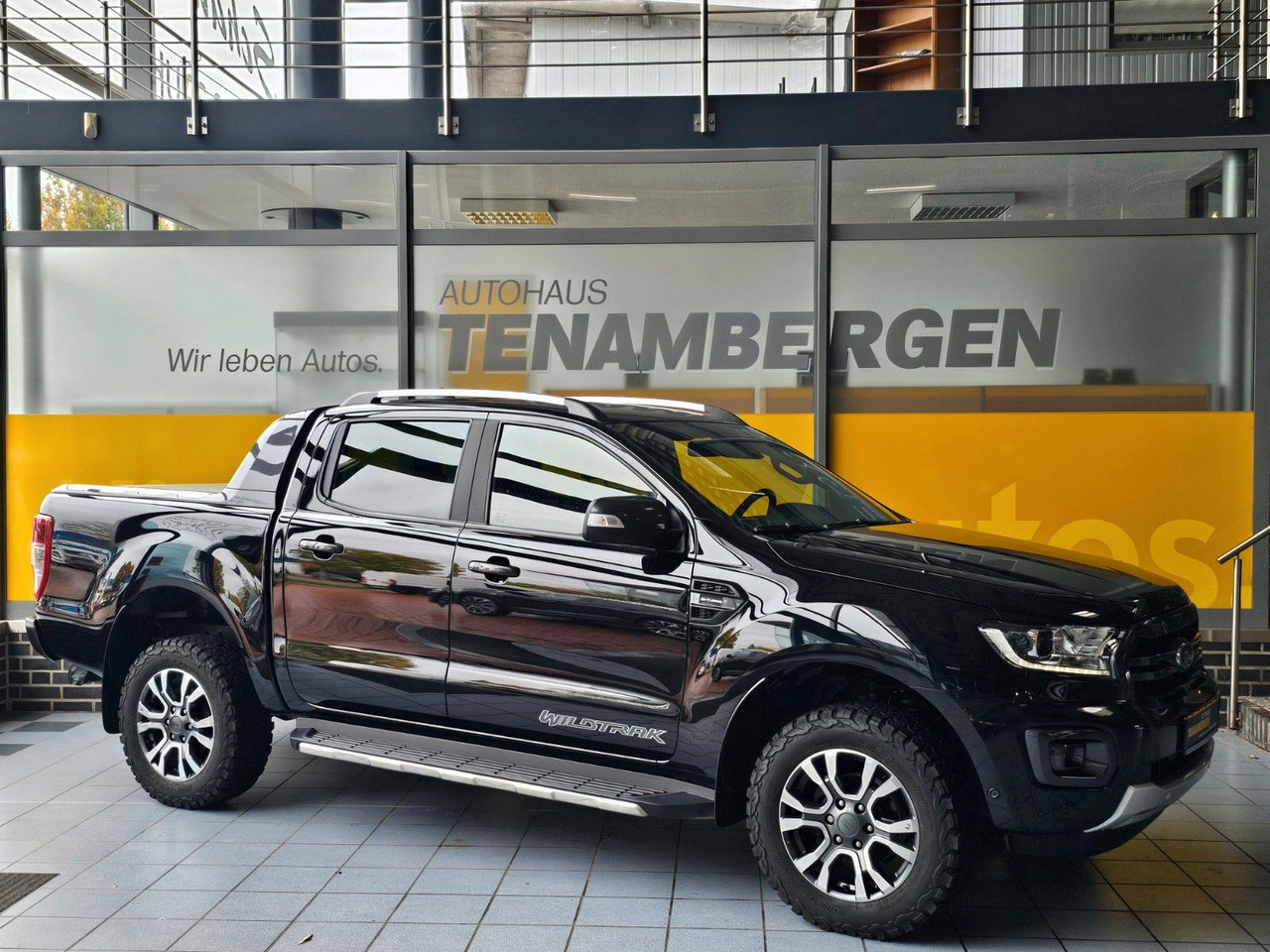 Ford Ranger Wildtrak DoKa 4x4 Standhzg. ACC LED AHK - SUV: photos 1 Ford Ranger Wildtrak DoKa 4x4 Standhzg. ACC LED AHK - SUV: photos 1