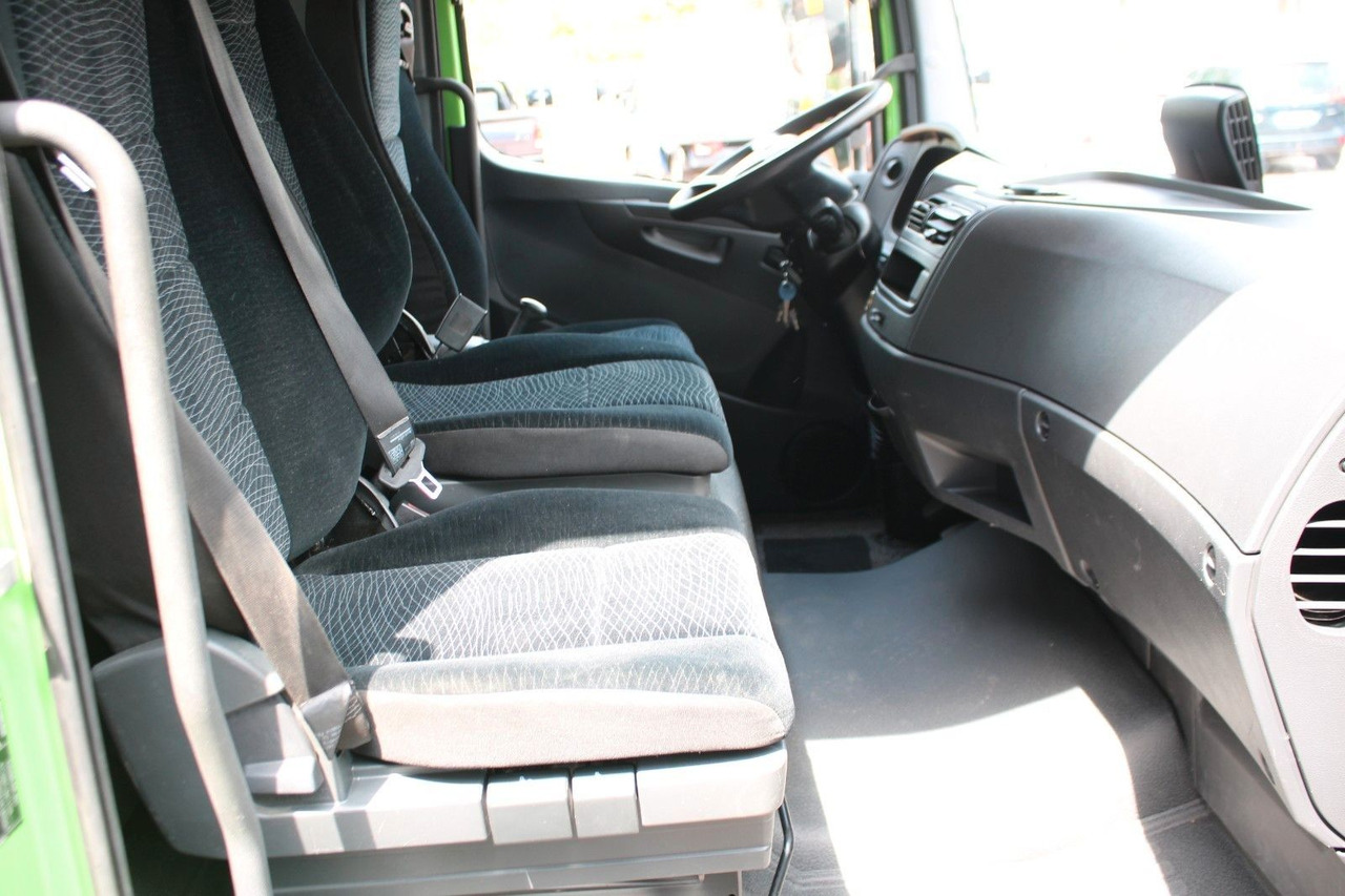 Mercedes-Benz Atego Pritsche 921 - Utilitaire plateau: photos 4 Mercedes-Benz Atego Pritsche 921 - Utilitaire plateau: photos 4