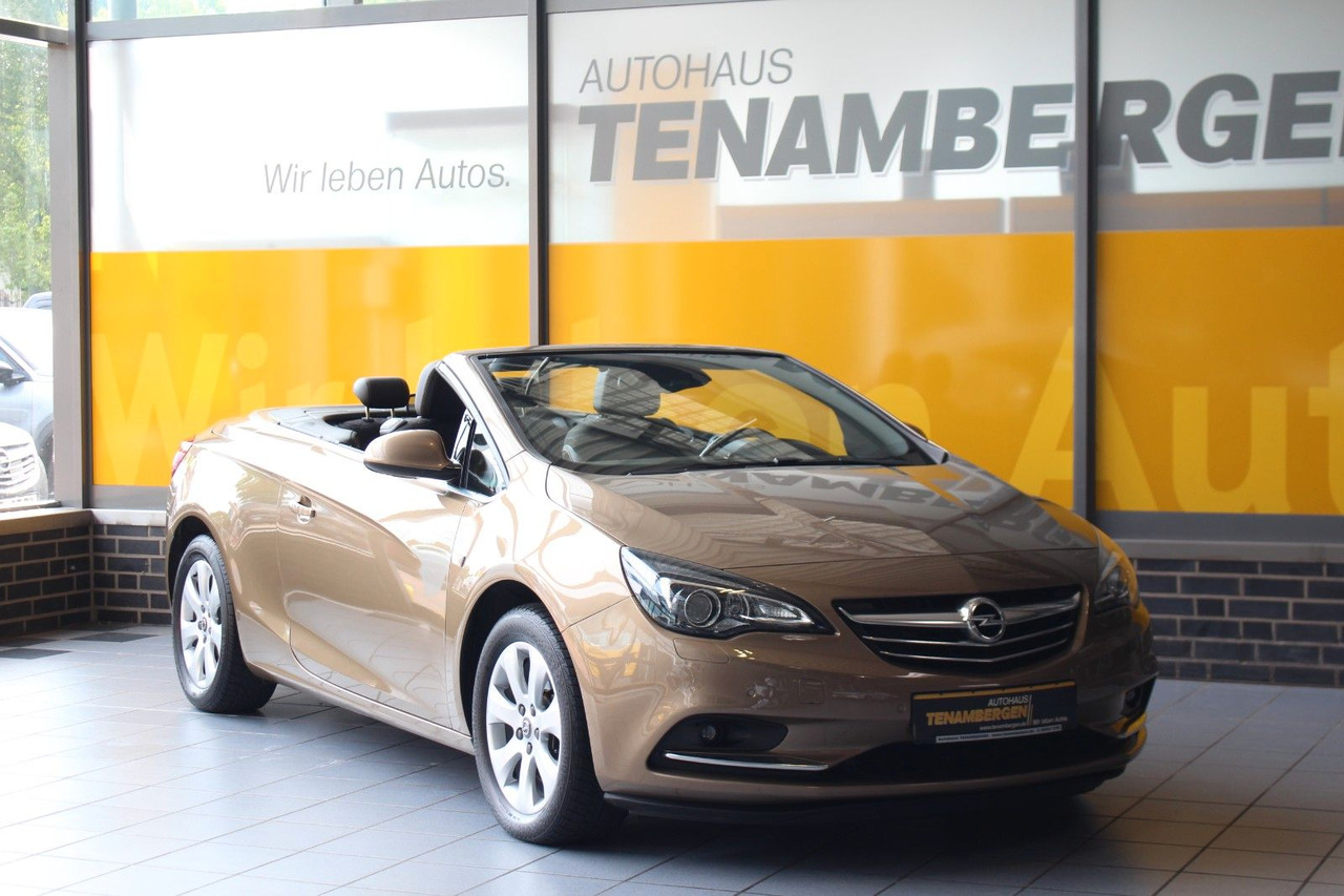 Opel Cascada Innovation AT Sitz- & Lenkradhzg BiXenon - Voiture: photos 2 Opel Cascada Innovation AT Sitz- & Lenkradhzg BiXenon - Voiture: photos 2