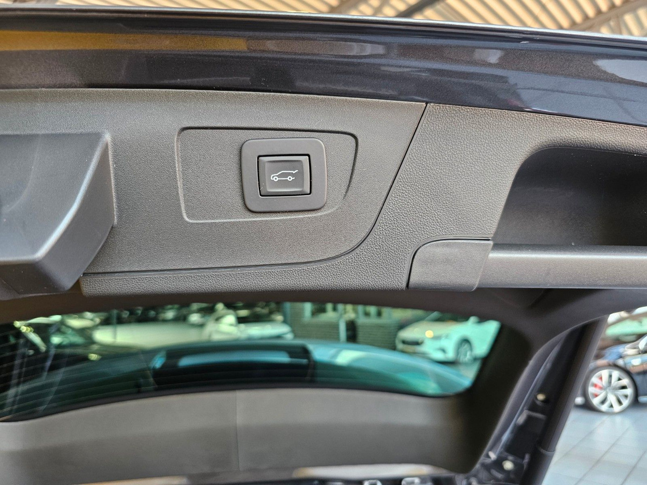 Voiture Opel Insignia B ST Business IntelliLux LED Tot Winkel: photos 12
