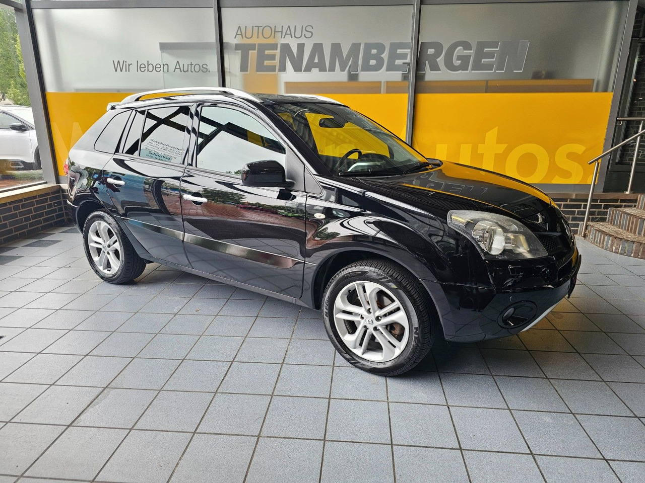 Renault Koleos 2.0 dCi Night&Day 4x4 Leder Navi Bose - SUV: photos 1 Renault Koleos 2.0 dCi Night&Day 4x4 Leder Navi Bose - SUV: photos 1