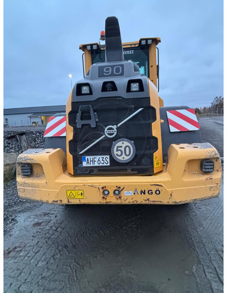 Volvo L90H 1,225.000kr ex m - Chargeuse sur pneus: photos 4 Volvo L90H 1,225.000kr ex m - Chargeuse sur pneus: photos 4