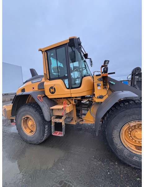 Volvo L90H 1,225.000kr ex m - Chargeuse sur pneus: photos 1 Volvo L90H 1,225.000kr ex m - Chargeuse sur pneus: photos 1