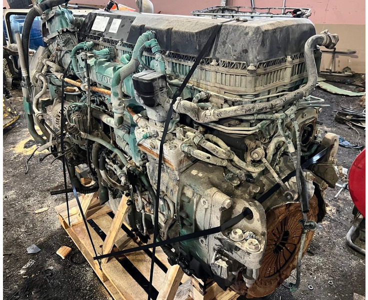 Volvo D13K540 K5 - Moteur: photos 4 Volvo D13K540 K5 - Moteur: photos 4