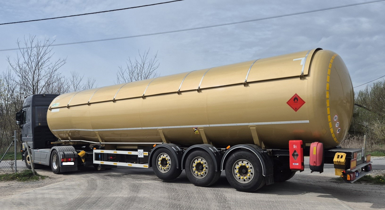 BC-LDS NCG-50 /LPG/ GPL/ PROPANE/ Mercedes axels - Semi-remorque citerne: photos 3 BC-LDS NCG-50 /LPG/ GPL/ PROPANE/ Mercedes axels - Semi-remorque citerne: photos 3