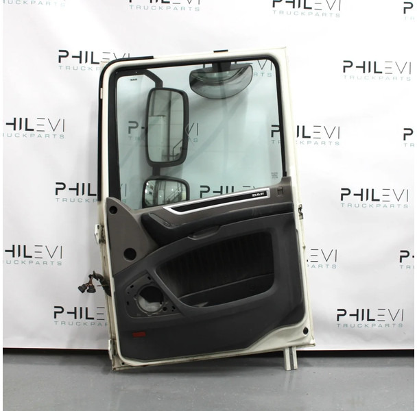 DAF XF106 Deur Rechts 1881863 - Portière et pièces pour Camion: photos 2 DAF XF106 Deur Rechts 1881863 - Portière et pièces pour Camion: photos 2