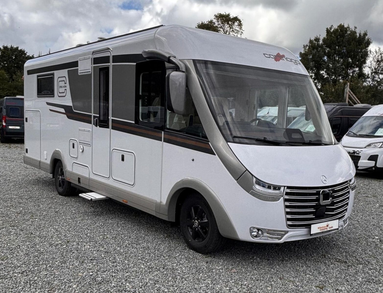 Carthago chic c-line I 5.0 QB *Mercedes*MJ25*Alde*Sky*TV* - Camping-car intégral: photos 1 Carthago chic c-line I 5.0 QB *Mercedes*MJ25*Alde*Sky*TV* - Camping-car intégral: photos 1
