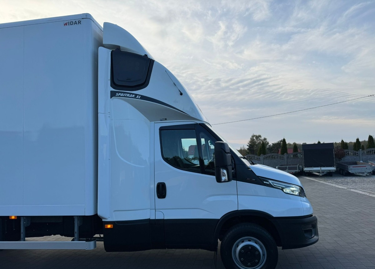 Iveco 72/18 Kontener-Winda 2x Kabina Sypialna IVECO 72C18 Winda Kontener XL Jak Nowe - Fourgon grand volume: photos 4 Iveco 72/18 Kontener-Winda 2x Kabina Sypialna IVECO 72C18 Winda Kontener XL Jak Nowe - Fourgon grand volume: photos 4