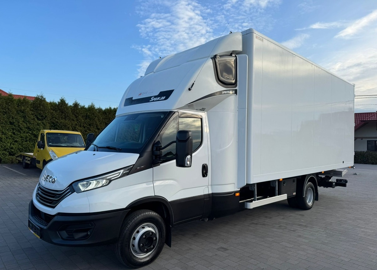 Iveco 72/18 Kontener-Winda 2x Kabina Sypialna IVECO 72C18 Winda Kontener XL Jak Nowe - Fourgon grand volume: photos 5 Iveco 72/18 Kontener-Winda 2x Kabina Sypialna IVECO 72C18 Winda Kontener XL Jak Nowe - Fourgon grand volume: photos 5
