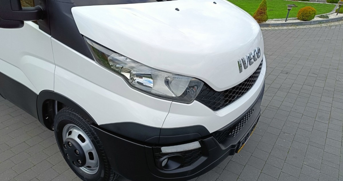 Fourgon utilitaire Iveco Daily 35C13 Blaszak L3H2 na bliźniakach VAT 23: photos 10