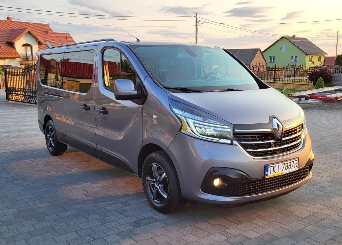 Renault Trafic Long 9-osobowy 2.0 150ps. - Utilitaire double cabine: photos 5 Renault Trafic Long 9-osobowy 2.0 150ps. - Utilitaire double cabine: photos 5