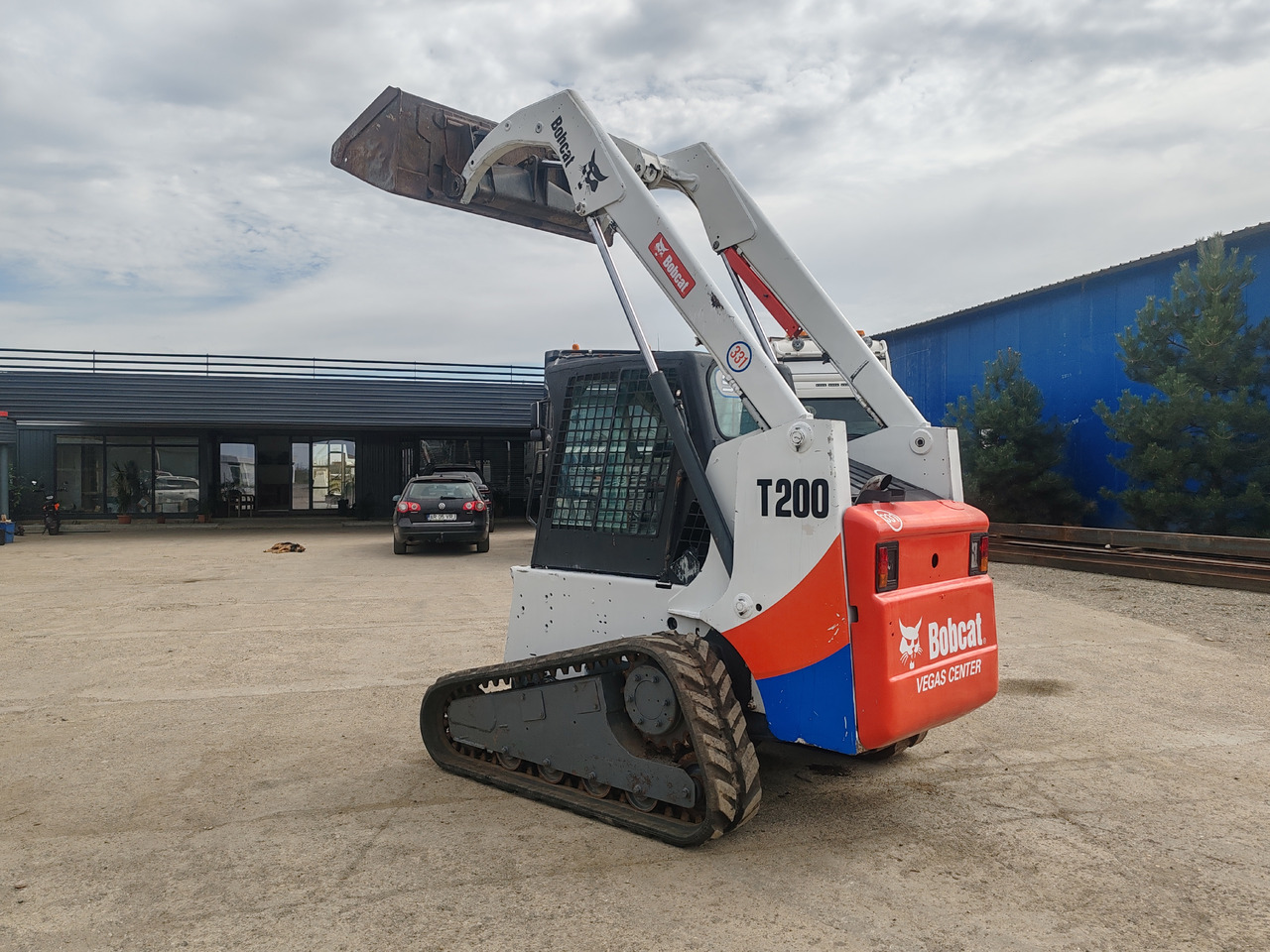 BOBCAT T200 - Chargeuse compacte sur chenilles: photos 3 BOBCAT T200 - Chargeuse compacte sur chenilles: photos 3
