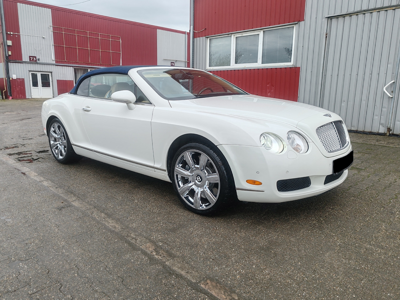 Bentley Continental GT Coupe Cabrio - Voiture: photos 2 Bentley Continental GT Coupe Cabrio - Voiture: photos 2
