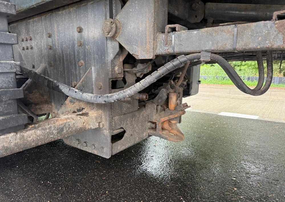 Scania R380 PD Autopomoc Specialny tacho na tarczki wciągarka - Remorqueuse: photos 4 Scania R380 PD Autopomoc Specialny tacho na tarczki wciągarka - Remorqueuse: photos 4