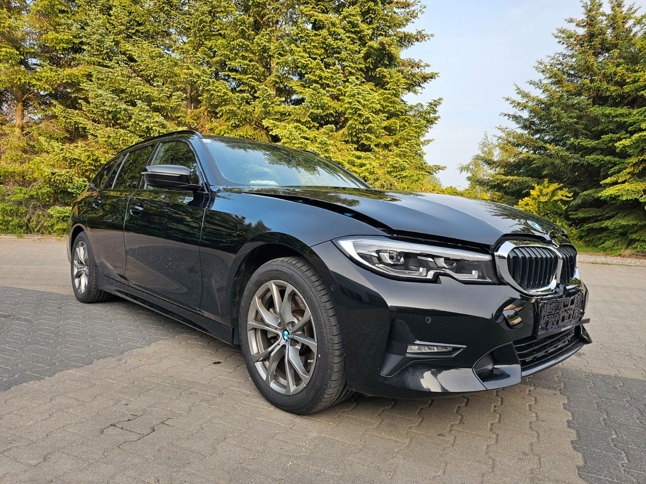 BMW 320e xDrive Touring Sport Automatic Sehr gepfleg - Voiture: photos 1 BMW 320e xDrive Touring Sport Automatic Sehr gepfleg - Voiture: photos 1