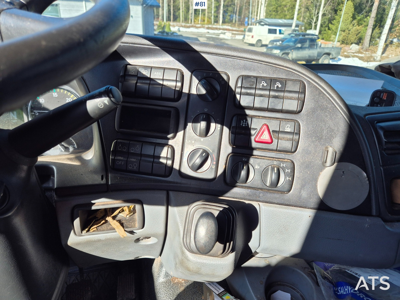 Broyeur de végétaux Jenz HEM 820 Autohakkuri sekä nostin: photos 18