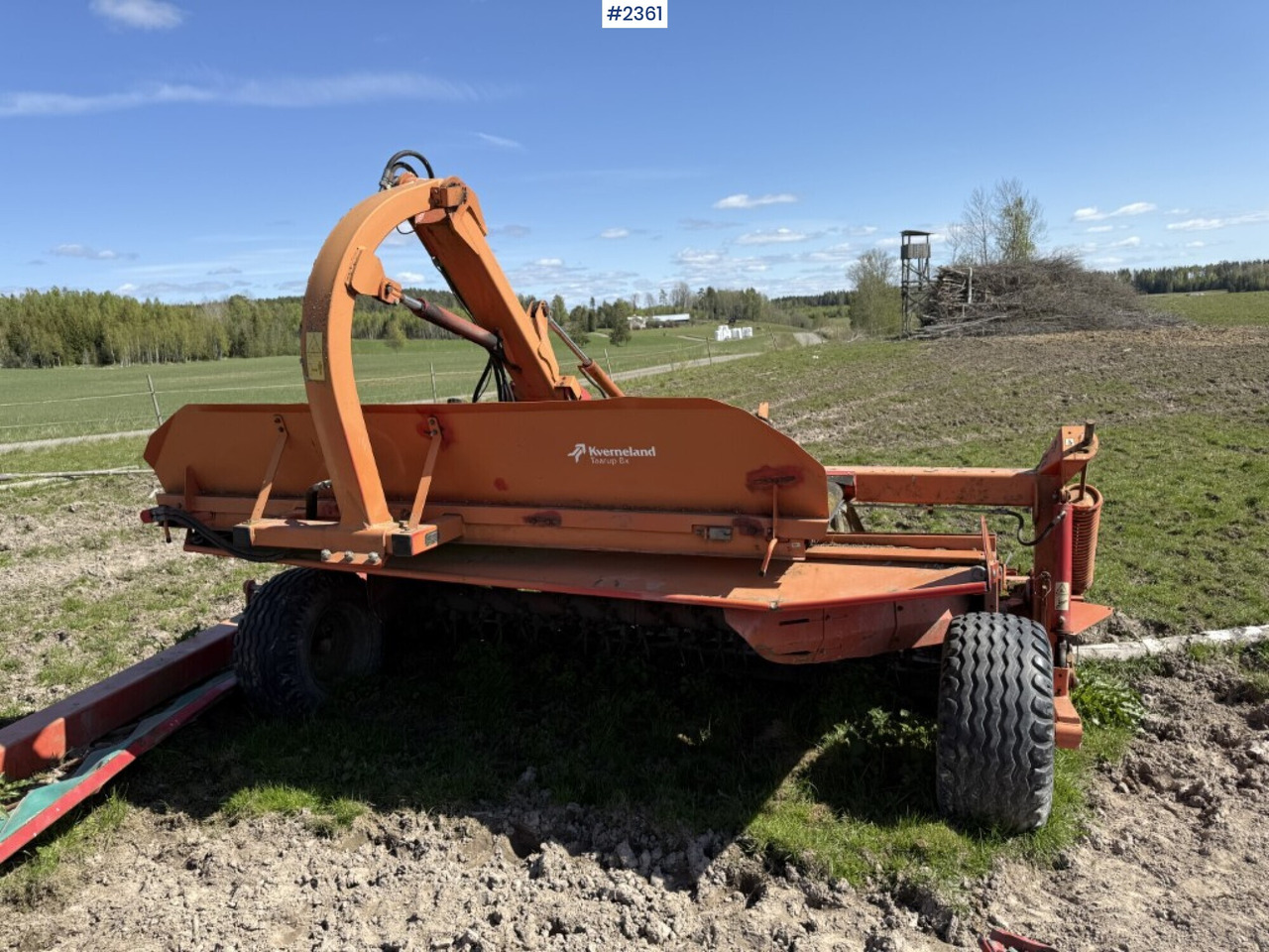 Crusher Kverneland Taarup 4040C with rake - Matériel de fenaison: photos 4 Crusher Kverneland Taarup 4040C with rake - Matériel de fenaison: photos 4