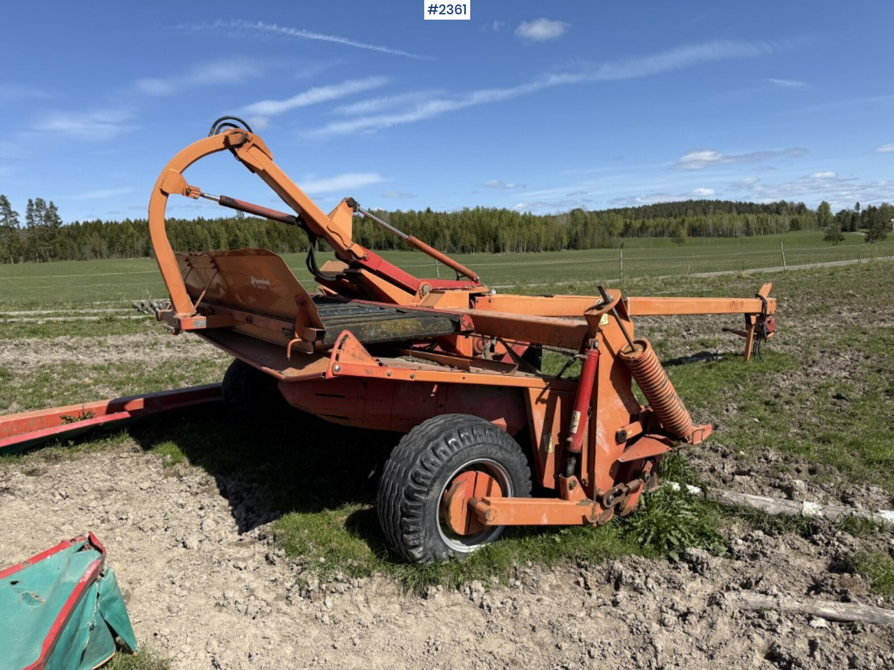 Crusher Kverneland Taarup 4040C with rake - Matériel de fenaison: photos 3 Crusher Kverneland Taarup 4040C with rake - Matériel de fenaison: photos 3