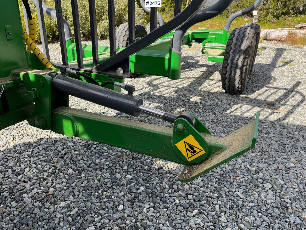 Farma Forestry Trailer T7 - CT4.6-7D, 7 tons – frame steering - Matériel forestier: photos 4 Farma Forestry Trailer T7 - CT4.6-7D, 7 tons – frame steering - Matériel forestier: photos 4