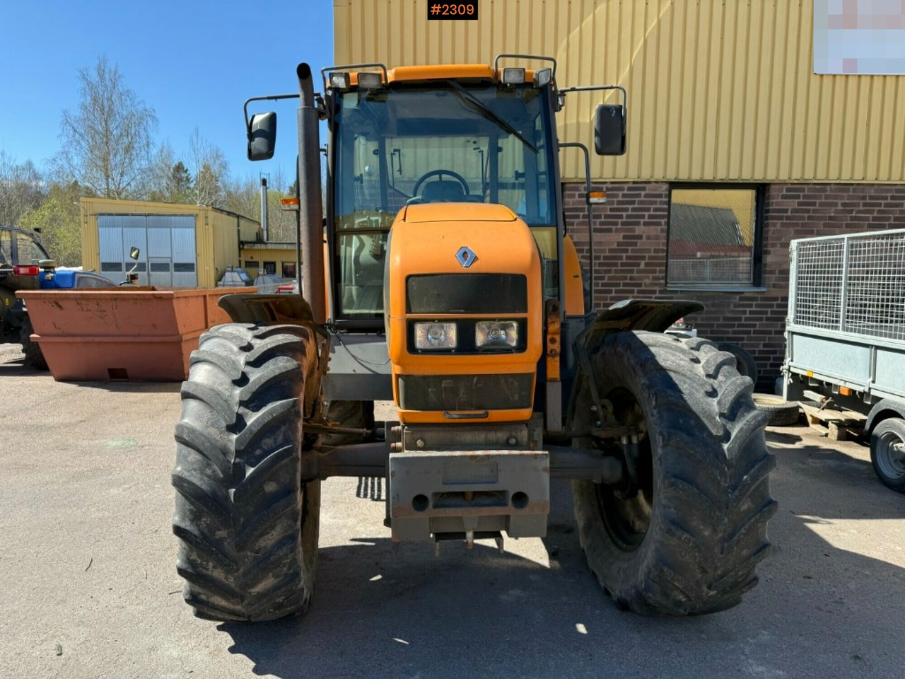 Tractor Renault Ares 630 RZ Only 1 owner (see video) - Tracteur agricole: photos 3 Tractor Renault Ares 630 RZ Only 1 owner (see video) - Tracteur agricole: photos 3