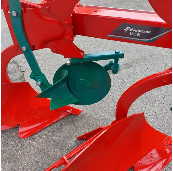Kverneland 150 B variomat 4 schaar - Charrue: photos 4 Kverneland 150 B variomat 4 schaar - Charrue: photos 4