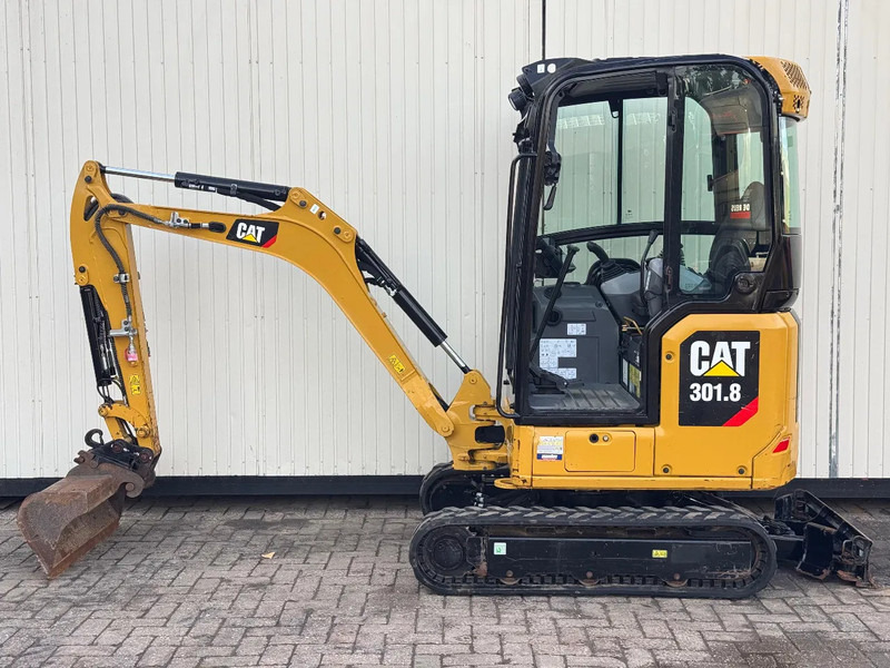 Caterpillar 301.8 NextGen - Mini pelle: photos 2 Caterpillar 301.8 NextGen - Mini pelle: photos 2