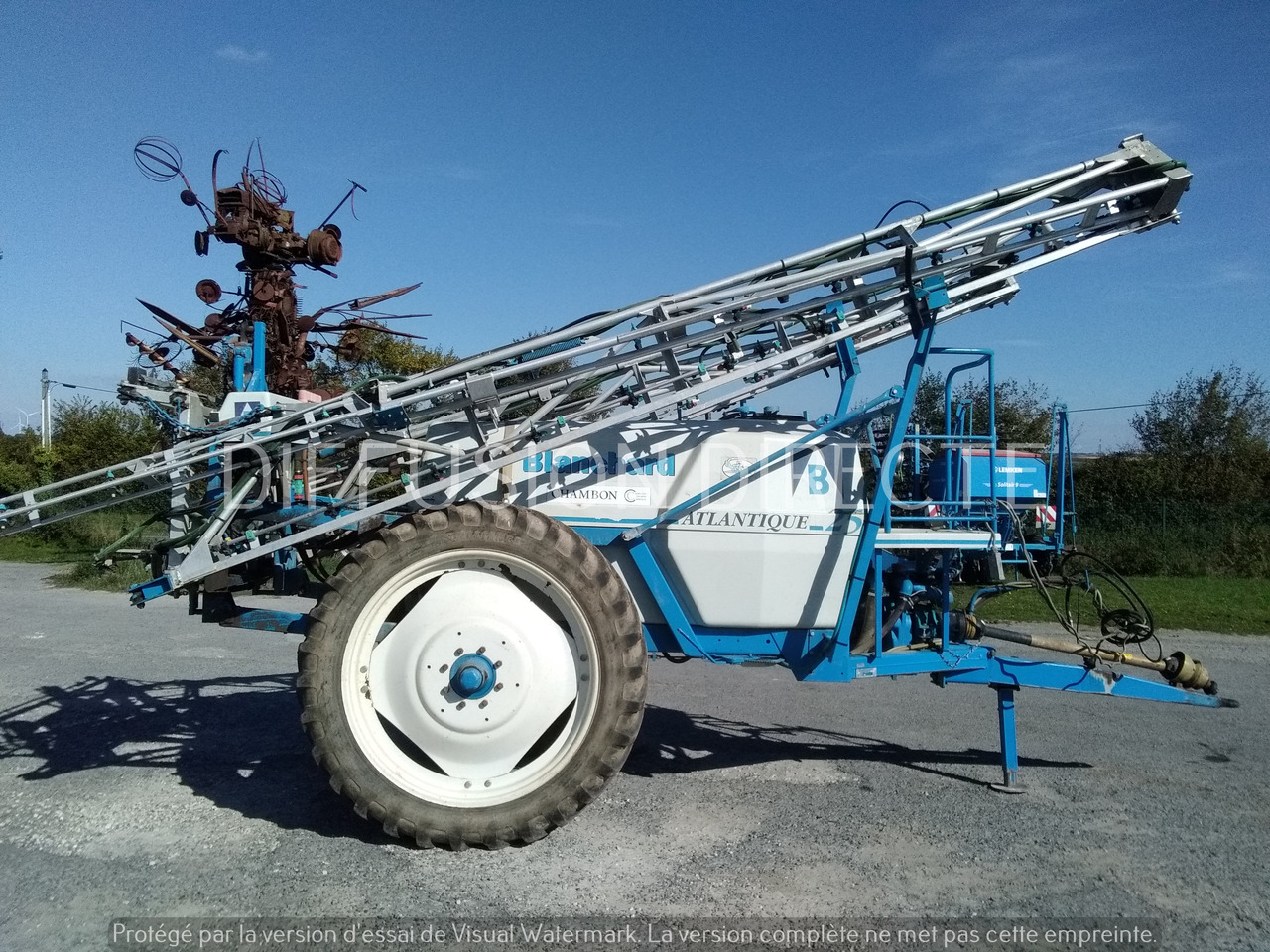 BLANCHARD PULVERISATEUR TRAINE ATLANT PC - Pulvérisateur: photos 3 BLANCHARD PULVERISATEUR TRAINE ATLANT PC - Pulvérisateur: photos 3
