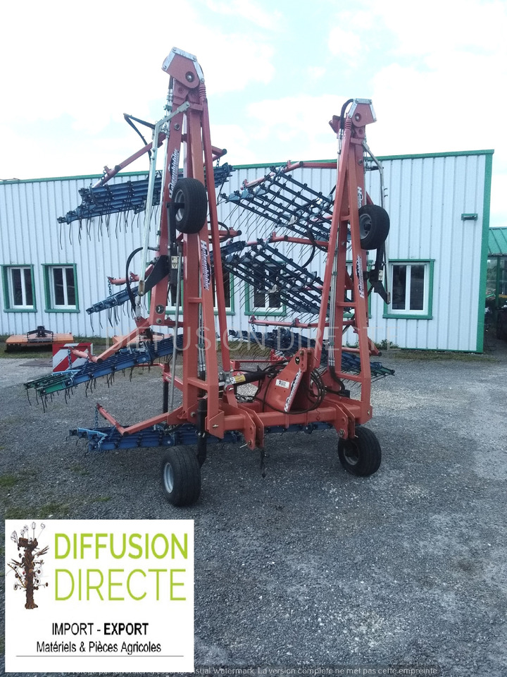 HATZENBICHLER HERSE ETRILLE 12M - Herse étrille: photos 1 HATZENBICHLER HERSE ETRILLE 12M - Herse étrille: photos 1