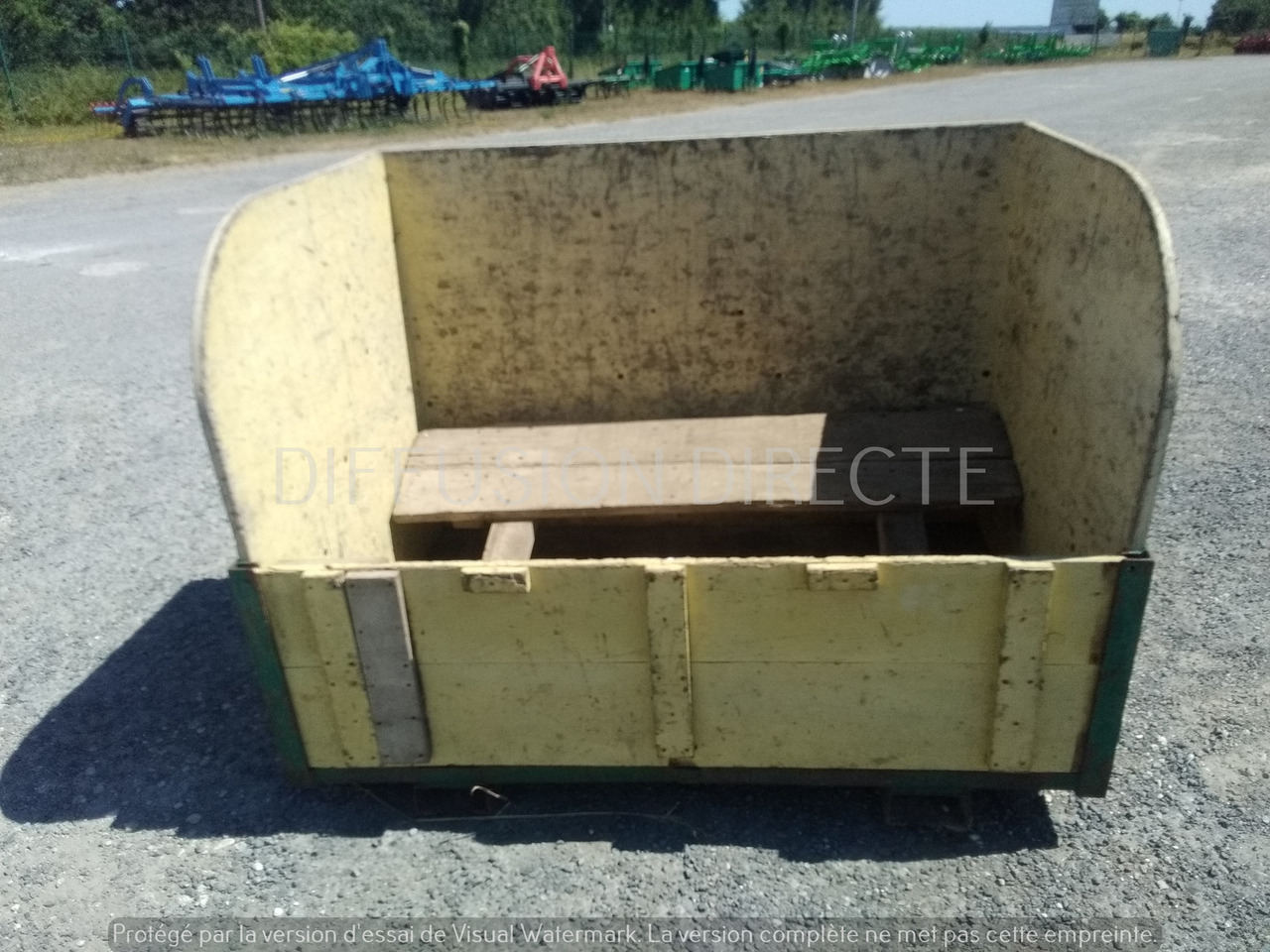 JOHN DEERE TRACTEUR 1120 - Tracteur agricole: photos 4 JOHN DEERE TRACTEUR 1120 - Tracteur agricole: photos 4