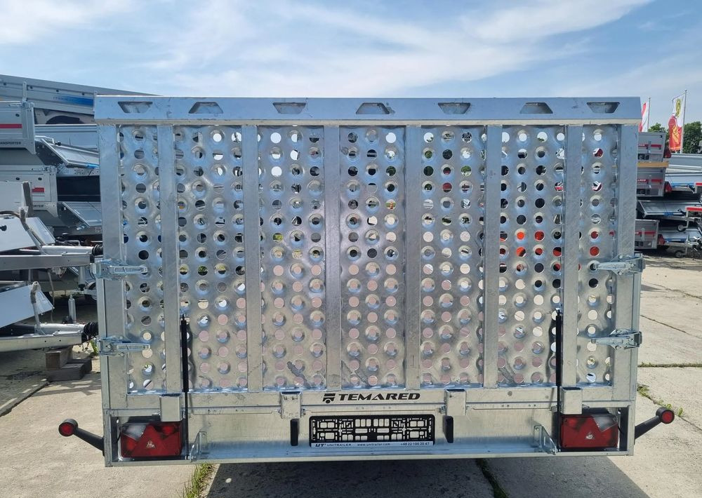 TEMARED UNIVERSAL 5121/3 3.5T R10C SKLEJKA - Remorque porte-voitures: photos 4 TEMARED UNIVERSAL 5121/3 3.5T R10C SKLEJKA - Remorque porte-voitures: photos 4