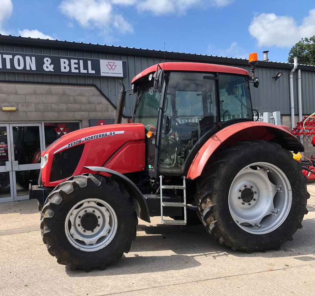 2012 Zetor Forterra 95, 2900 Hours - Tracteur agricole: photos 1 2012 Zetor Forterra 95, 2900 Hours - Tracteur agricole: photos 1