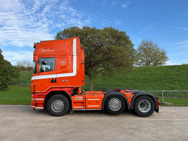 Scania R560 V8 Manual-Retarder-6x2 TOP NL TRUCK - Tracteur routier: photos 2 Scania R560 V8 Manual-Retarder-6x2 TOP NL TRUCK - Tracteur routier: photos 2