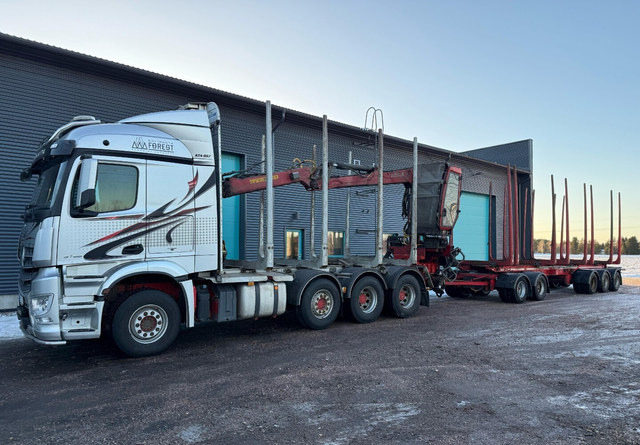 Mercedes-BenzArocs 8x4 - Camion grumier, Camion grue: photos 2 Mercedes-BenzArocs 8x4 - Camion grumier, Camion grue: photos 2