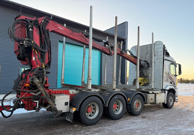Mercedes-BenzArocs 8x4 Nosturilla! - Camion grumier, Camion grue: photos 5 Mercedes-BenzArocs 8x4 Nosturilla! - Camion grumier, Camion grue: photos 5