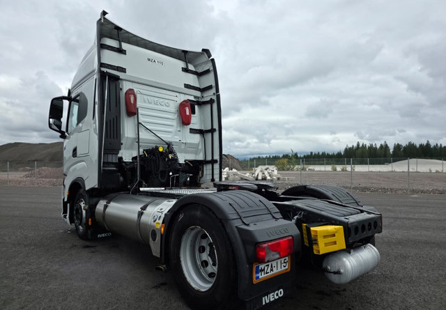 IvecoS-Way 460 4x2 LNG / LBG - Tracteur routier: photos 3 IvecoS-Way 460 4x2 LNG / LBG - Tracteur routier: photos 3