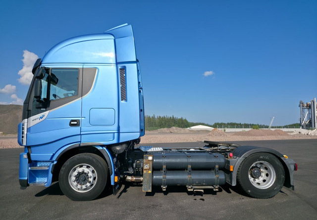 IvecoStralis 460 4x2 CNG / LNG - Tracteur routier: photos 2 IvecoStralis 460 4x2 CNG / LNG - Tracteur routier: photos 2