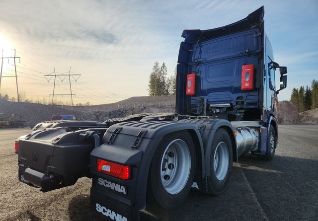 Scania R410 LNG / LBG 6x2 - Tracteur routier: photos 4 Scania R410 LNG / LBG 6x2 - Tracteur routier: photos 4