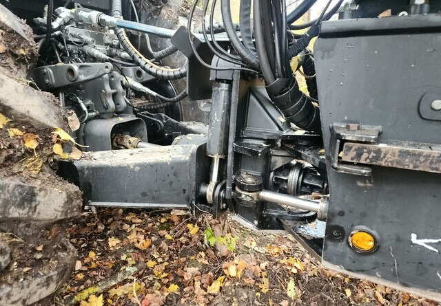 Tracteur forestier, Remorque forestière ValtraN123 + Kronos 140 4WDM + Cranab FC8: photos 11 Tracteur forestier, Remorque forestière ValtraN123 + Kronos 140 4WDM + Cranab FC8: photos 11