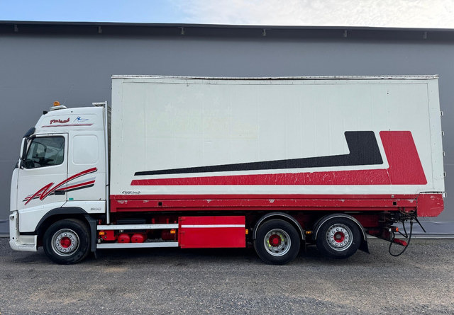 VolvoFH13 500 6x2 Ketjupurku + Rahtikaappi - Camion fourgon: photos 2 VolvoFH13 500 6x2 Ketjupurku + Rahtikaappi - Camion fourgon: photos 2