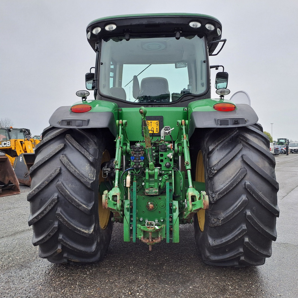 JOHN DEERE 7230R - Tracteur agricole: photos 5 JOHN DEERE 7230R - Tracteur agricole: photos 5