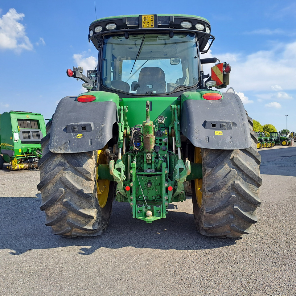 JOHN DEERE 7310R - Tracteur agricole: photos 4 JOHN DEERE 7310R - Tracteur agricole: photos 4