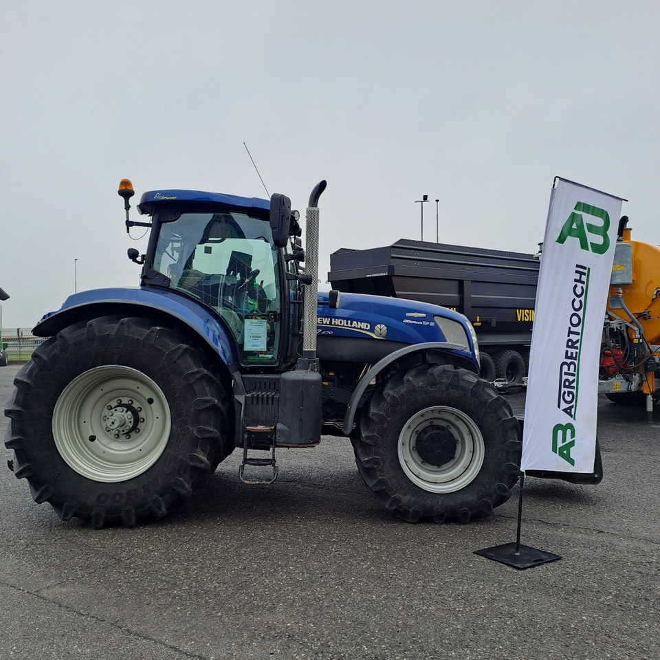 NEW HOLLAND T7.270 BLUEPOWER - ASTA AGRIBERTOCCHI — crédit-bail NEW HOLLAND T7.270 BLUEPOWER - ASTA AGRIBERTOCCHI: photos 10 NEW HOLLAND T7.270 BLUEPOWER - ASTA AGRIBERTOCCHI — crédit-bail NEW HOLLAND T7.270 BLUEPOWER - ASTA AGRIBERTOCCHI: photos 10