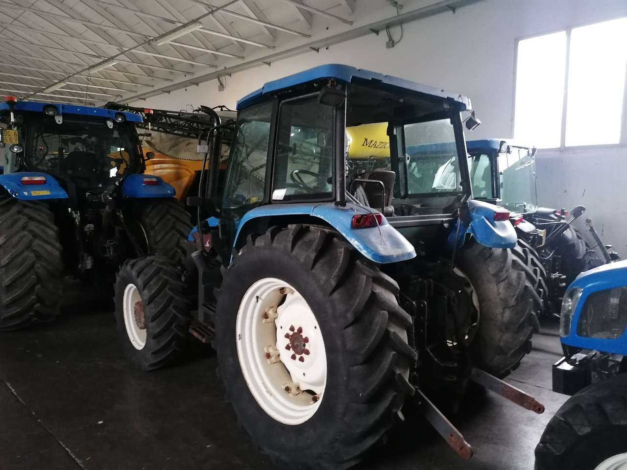 NEW HOLLAND TL 90 - Tracteur agricole: photos 5 NEW HOLLAND TL 90 - Tracteur agricole: photos 5