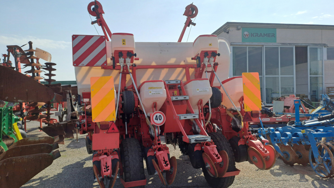 SEMINATRICE DI PRECISIONE GASPARDO RENATA 8 ROWS - Semoir monograine: photos 4 SEMINATRICE DI PRECISIONE GASPARDO RENATA 8 ROWS - Semoir monograine: photos 4