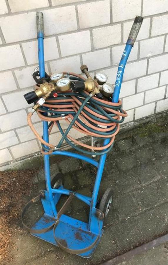 Flaschenwagen für Gas und Sauerstoff - Equipement de soudage: photos 1 Flaschenwagen für Gas und Sauerstoff - Equipement de soudage: photos 1