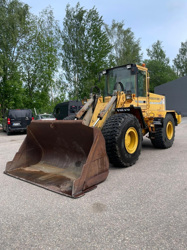 Volvo L120B - Chargeuse sur pneus: photos 2 Volvo L120B - Chargeuse sur pneus: photos 2