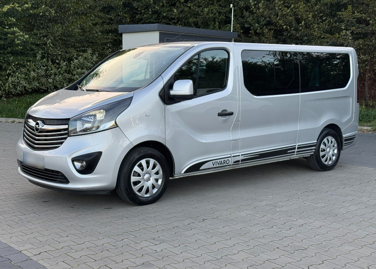 Opel Vivaro 1.6 DCI 145KM 9 osobowy Nawiewy góra dół DOINWESTOWANY Super stan - Voiture break: photos 1 Opel Vivaro 1.6 DCI 145KM 9 osobowy Nawiewy góra dół DOINWESTOWANY Super stan - Voiture break: photos 1